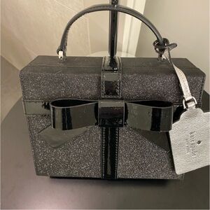 Nwt Kate spade rare present crossbody sparkly bag